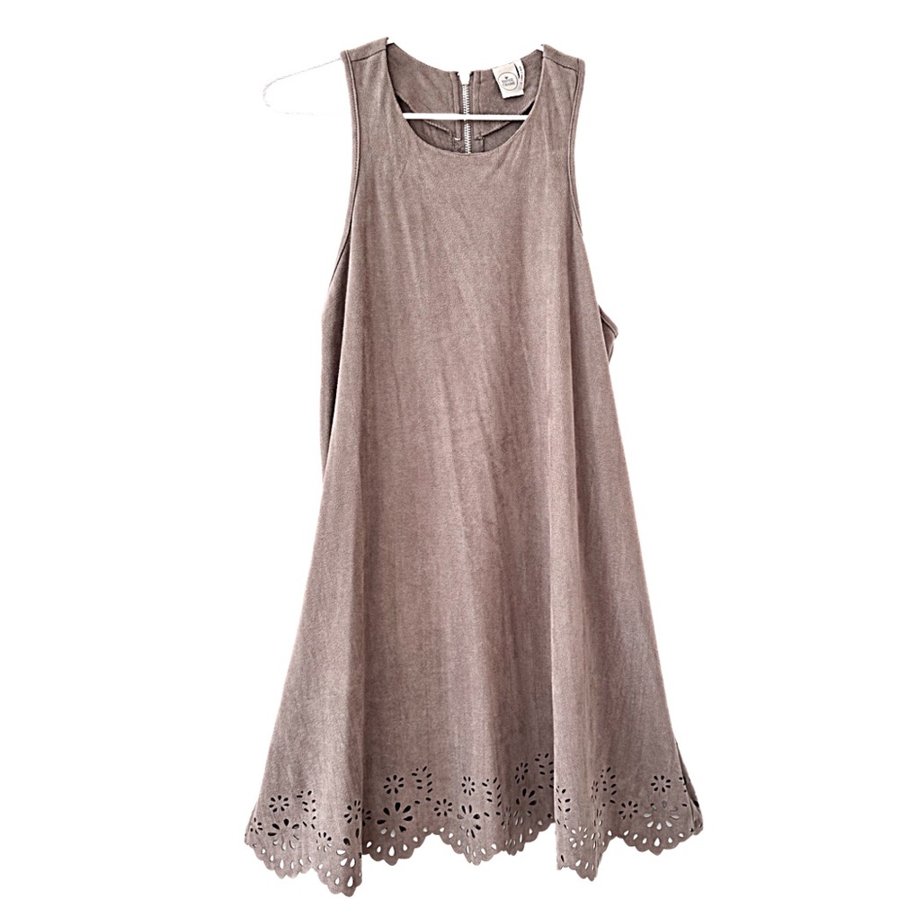 Paper Crane (Anthropologie) Tan Faux Suede Laser Cut-Out Eyelet Shift Dress Sz M
